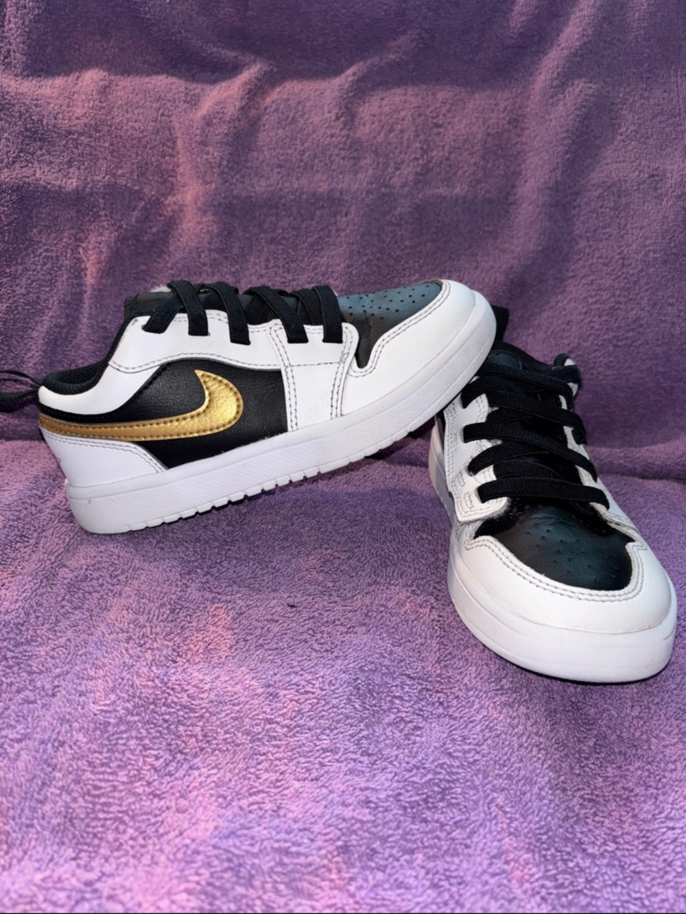 Jordan Kids Low-Top Sneakers - Black, White & Gold